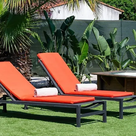 Maison Tropezienne En Plein Centre Avec Jardin Et Piscine 圣特罗佩